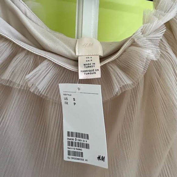H&M Tulle Ruffle Dress NWT Size Small - Picture 4 of 5